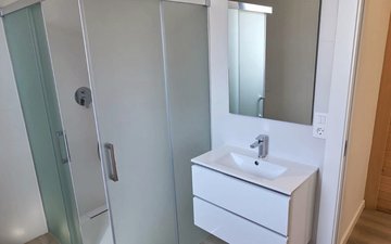 Property slide 21