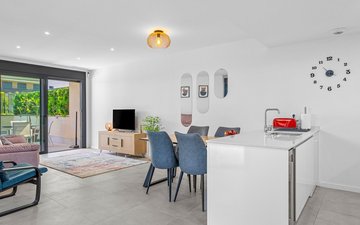 Property slide 16
