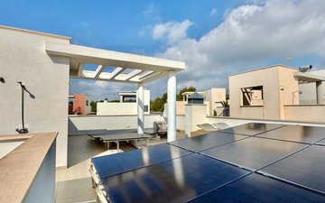 Property slide 44