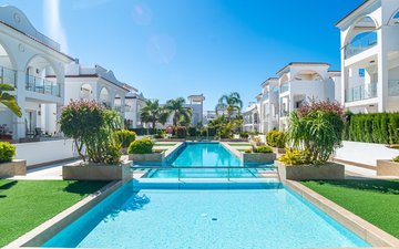 Property slide 32