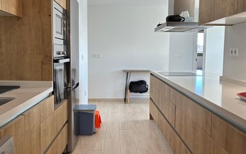 Property slide 16