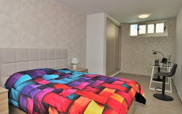 Property slide 24
