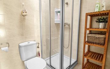 Property slide 21