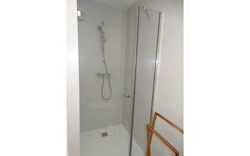 Property slide 20