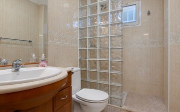 Property slide 20