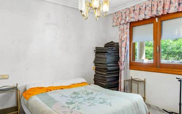 Property slide 21