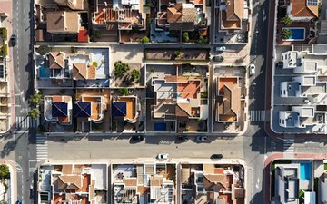 Property slide 32