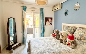 Property slide 18