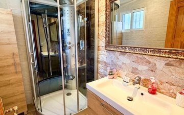 Property slide 20