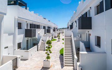 Property slide 39