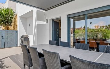 Property slide 24