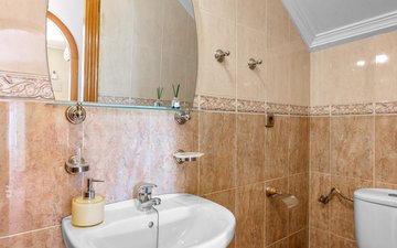 Property slide 20