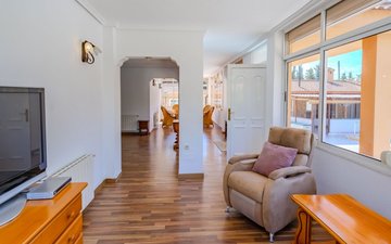 Property slide 22