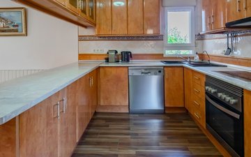 Property slide 25