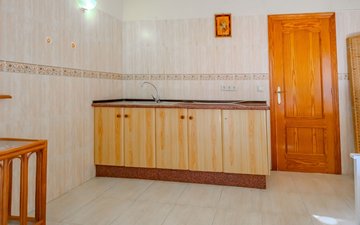 Property slide 48