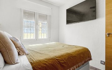 Property slide 19