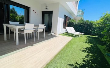 Property slide 10