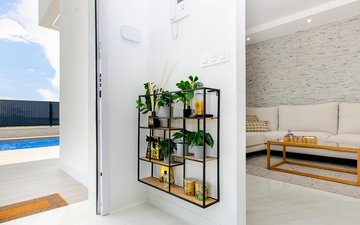 Property slide 44