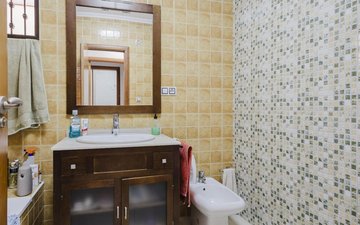 Property slide 22