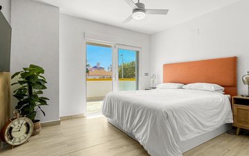 Property slide 16