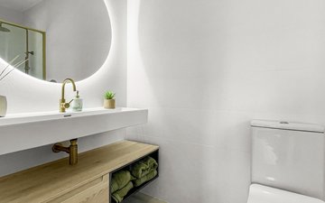 Property slide 19
