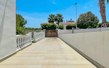Property slide 22