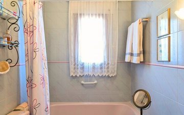 Property slide 48