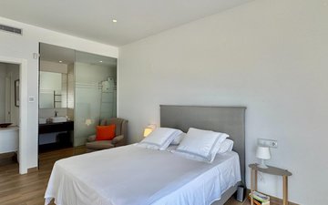 Property slide 8