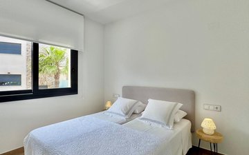 Property slide 19