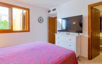 Property slide 16