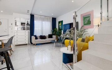 Property slide 10