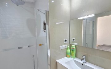 Property slide 21