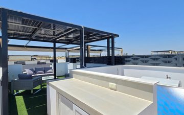Property slide 32