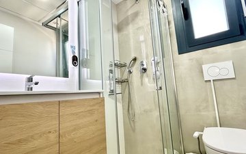 Property slide 25