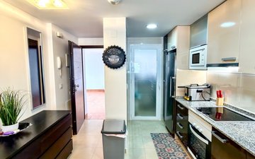 Property slide 32