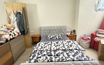 Property slide 20