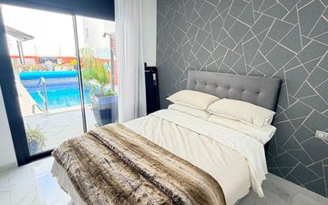 Property slide 25