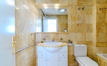 Property slide 20
