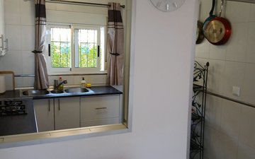 Property slide 10