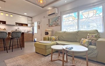 Property slide 10