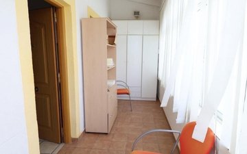 Property slide 10