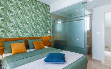 Property slide 20