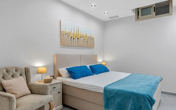 Property slide 30