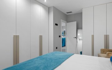 Property slide 31