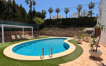 Property slide 25