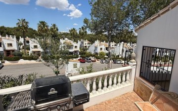 Property slide 32