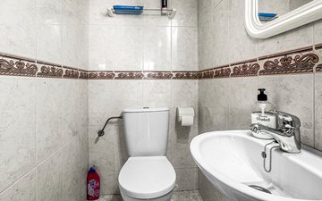 Property slide 18