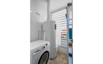 Property slide 25
