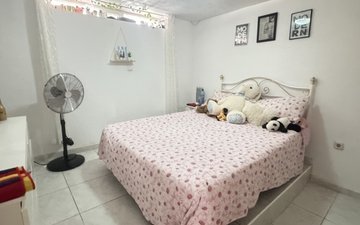 Property slide 20