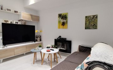 Property slide 24